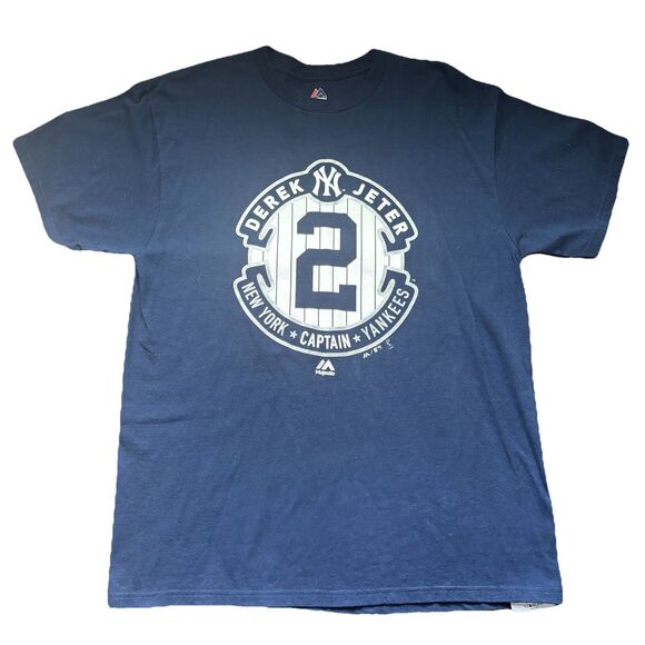 Derek Jeter NY Yankees Pinstripe Captain Majestic Men's Navy Jersey T Shirt SZ L - Picture 1 of 8